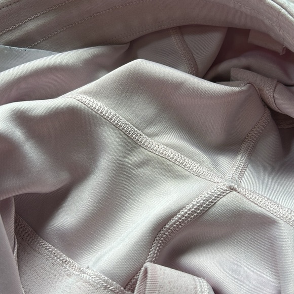 Lululemon Softstreme High Rise 4 inch Shorts Pink Stretch Pockets Sz 4 - Picture 9 of 9